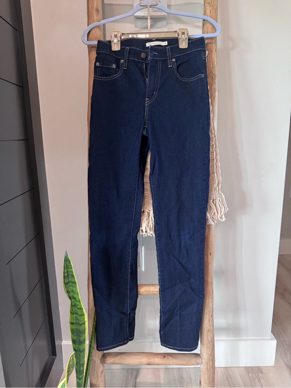 Levi’s 724 High-Rise straight Dark Blue Women's Jeans